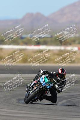 media/Mar-24-2025-Moto Forza (Mon) [[57ce5c5cff]]/3-Beginner Group/Session 2 (Turn 11)/